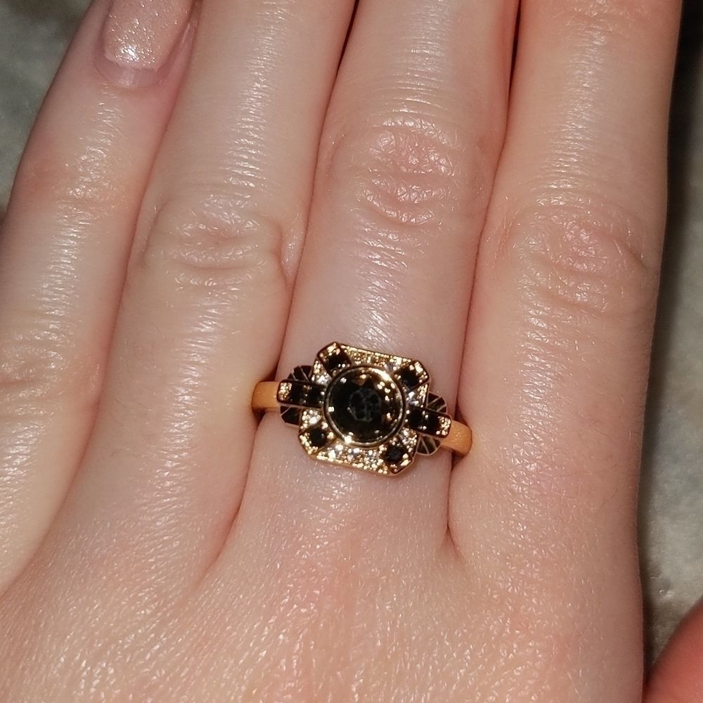 Fragrant jewels black and gold ring size 7